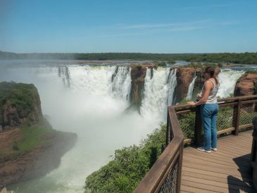 Foz do Iguaçu: cataratas, fronteira tríplice e as melhores pousadas para sua estadia