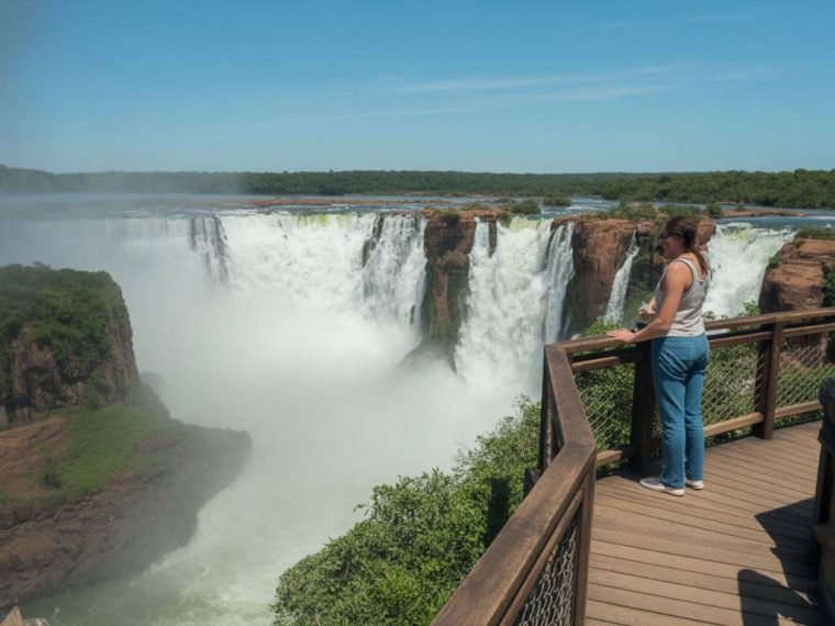Foz do Iguaçu: cataratas, fronteira tríplice e as melhores pousadas para sua estadia